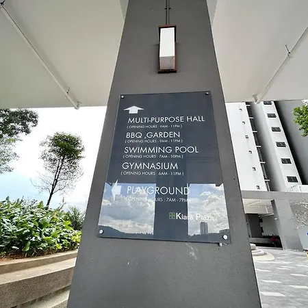 Semenyih Kajang Kiara Plaza Kids Land Apartment Exterior photo
