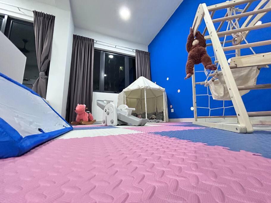 Semenyih Kiara Plaza Kids Land * Kajang