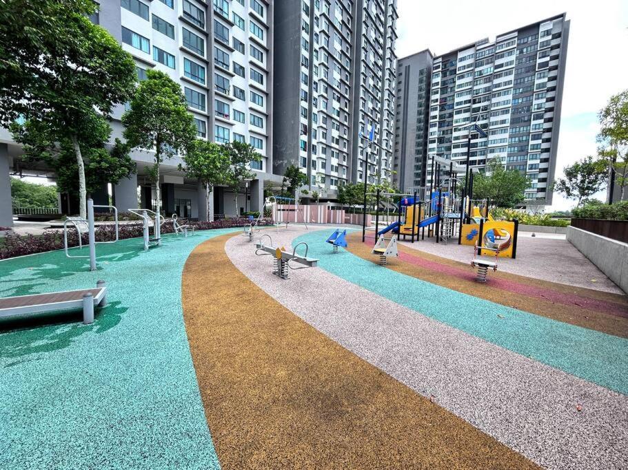 Semenyih Kiara Plaza Kids Land Apartment *